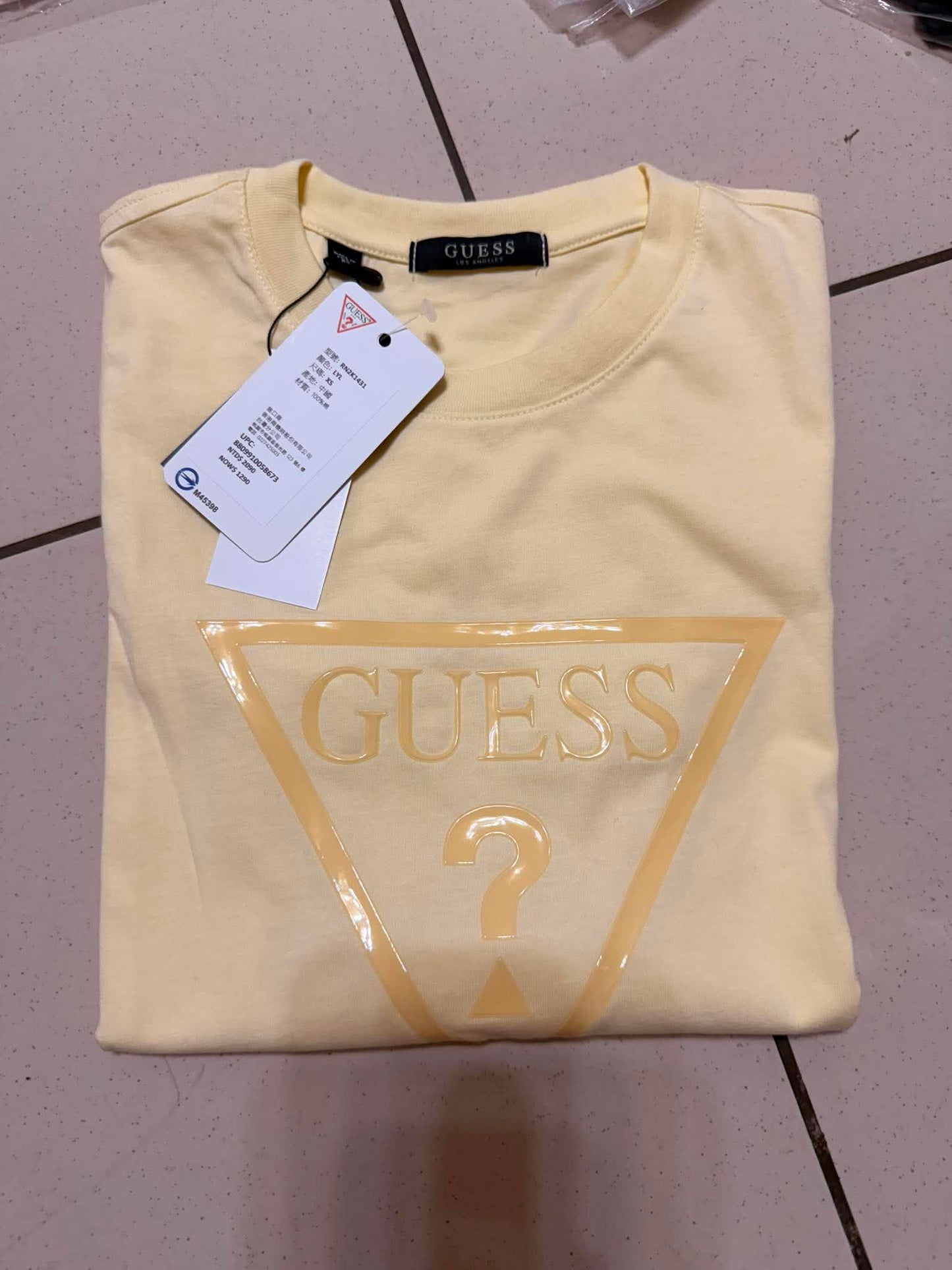 GUESS T-Shirt(FREE SF🚚)