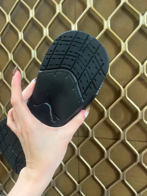 PUMA shoes(FREE SF🚚)